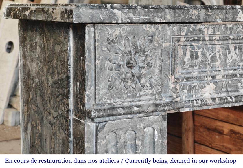 Louis XVI period molded fireplace in grey Saint-Anne marble Louis XVI period molded fireplace in grey Saint-Anne marble-3