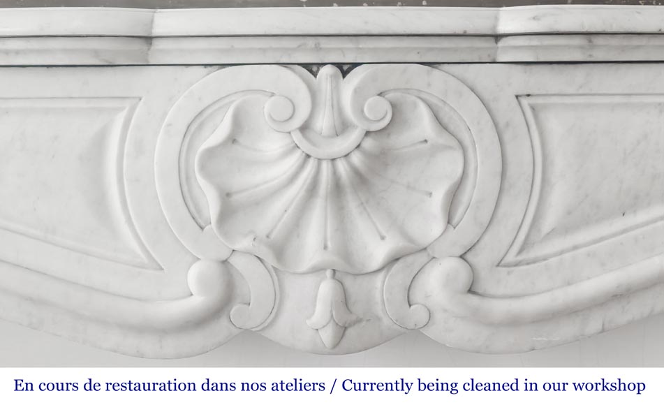 Louis XV style fireplace with shell decoration, in Carrara marble Louis XV style fireplace with shell decoration, in Carrara marble-1