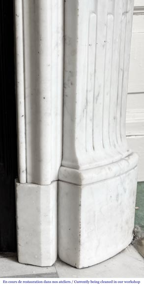 Louis XV style fireplace in Carrara marble, decorated with a palmette Louis XV style fireplace in Carrara marble, decorated with a palmette-8