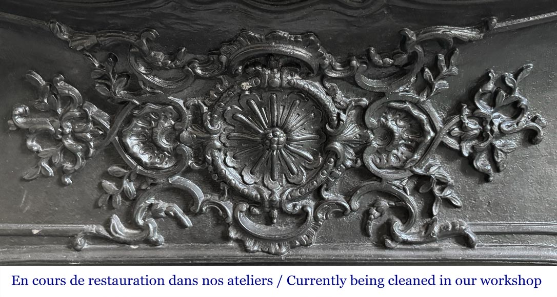 Louis XV style fireplace in Carrara marble, decorated with a palmette Louis XV style fireplace in Carrara marble, decorated with a palmette-11