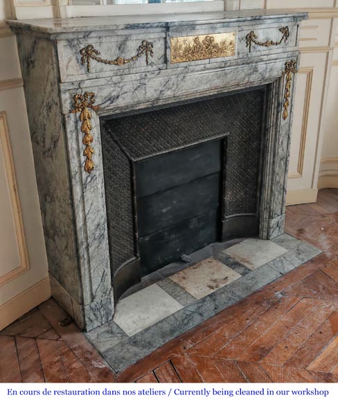 Napoleon III style fireplace in veined granite, with bronze decoration-3