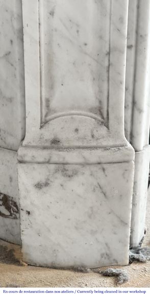Louis XV style fireplace decorated with a shell, in Carrara marble-4