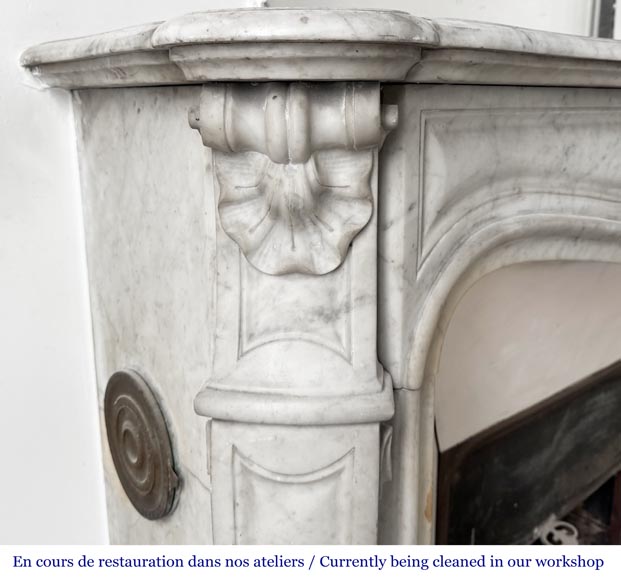 Louis XV style fireplace in Carrara marble decorated with a shell-3