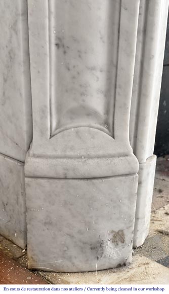 Louis XV style fireplace in Carrara marble, decorated with a shell Louis XV style fireplace in Carrara marble, decorated with a shell-5