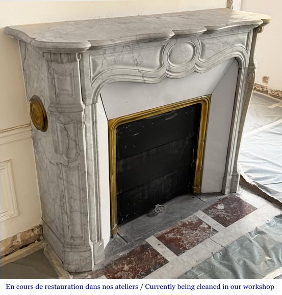 Louis XV style Pompadour model fireplace, in Carrara marble Louis XV style Pompadour model fireplace, in Carrara marble-2