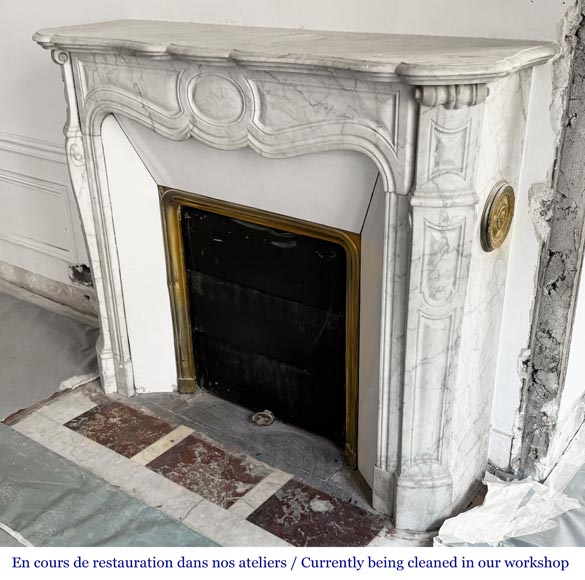 Louis XV style Pompadour model fireplace, in Carrara marble Louis XV style Pompadour model fireplace, in Carrara marble-5