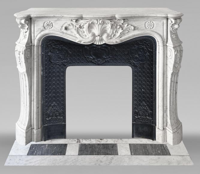 Louis XV style fireplace adorned with a large shell Louis XV style fireplace adorned with a large shell-0