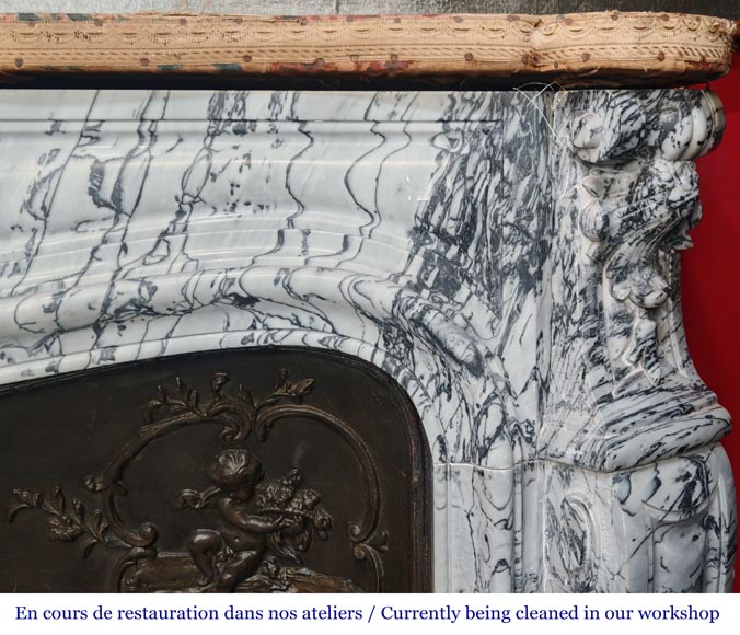 Louis XV style fireplace decorated with a shell motif, in blue floral marble Louis XV style fireplace decorated with a shell motif, in blue floral marble-7