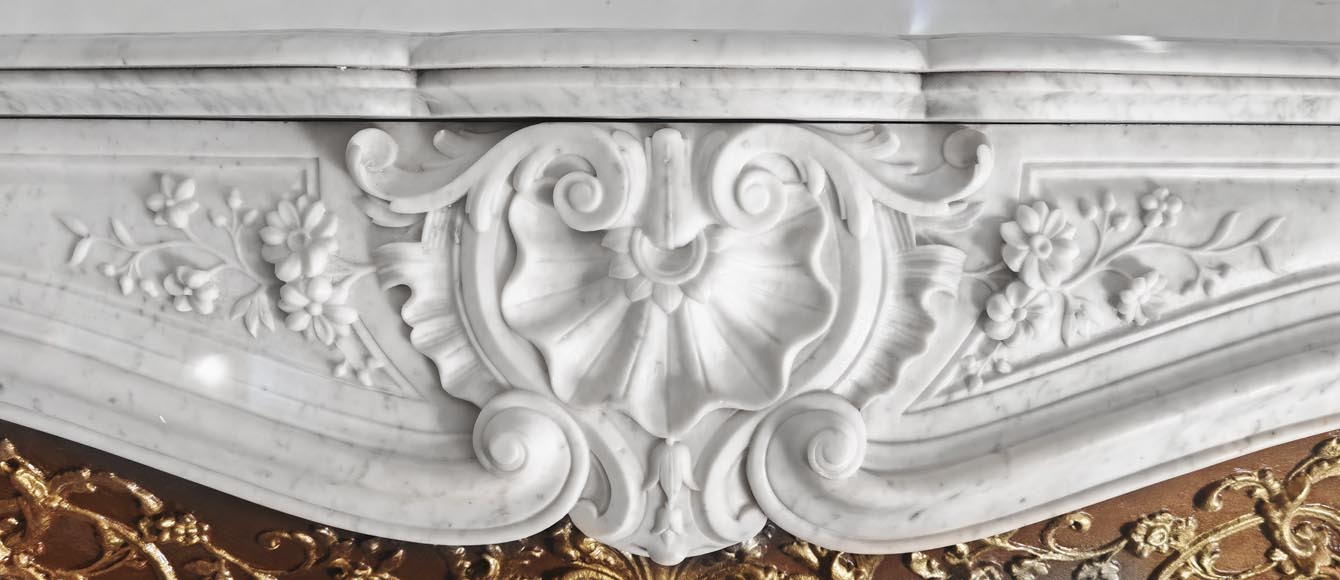 Louis XV style fireplace with floral decoration, in Carrara marble Louis XV style fireplace with floral decoration, in Carrara marble-1
