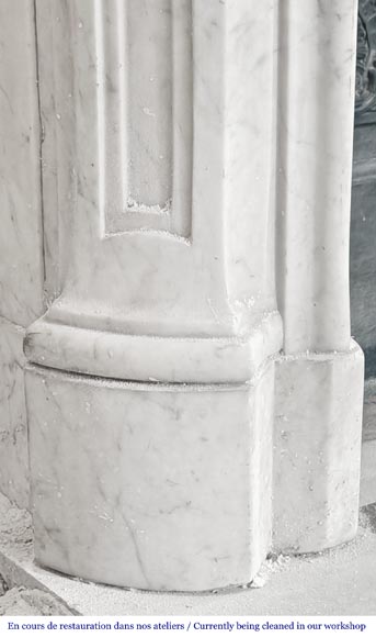 Louis XV style fireplace decorated with a palmette, in Carrara marble Louis XV style fireplace decorated with a palmette, in Carrara marble-5