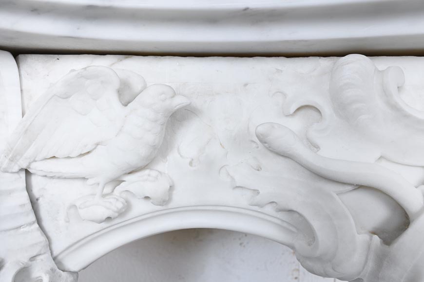 Late 18th-century Venetian fireplace in statuary marble, featuring animal ornamentation Late 18th-century Venetian fireplace in statuary marble, featuring animal ornamentation-4