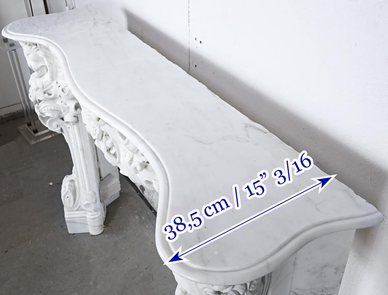 Late 18th-century Venetian fireplace in statuary marble, featuring animal ornamentation Late 18th-century Venetian fireplace in statuary marble, featuring animal ornamentation-15