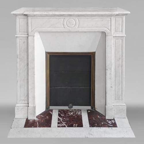 Straight-fronted Louis XV style fireplace, Pompadour model, in Carrara marble