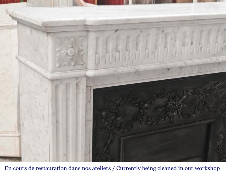 Louis XVI-style Carrara marble fireplace with a fluted frieze Louis XVI-style Carrara marble fireplace with a fluted frieze-3